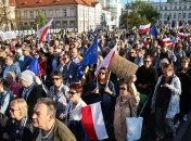 В Польше представители профсоюзов медицинских организаций устроили марш