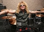 Барабанщика Guns N' Roses госпитализировали с ножевым ранением