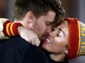 Семья Шварцнеггера отказываться принимать Майли Сайрус