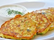 Из кукурузы получаются отличные постные биточки