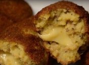 Рецепт дня: хрустящие картофельные палочки с сыром