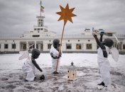 Памятник преобразили