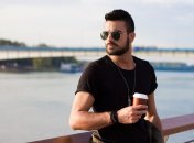 Виділяють три головні зодіакальні холостяки