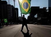 Коронавирус: число инфицированных в Бразилии перевалило за 900 тысяч