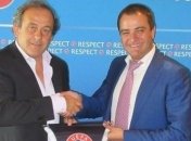 Президент ФФУ встретился с Мишелем Платини