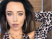 Украинская певица Надя Дорофеева показала, как развлекается с мужчиной