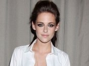 Кристен Стюарт вновь предстала перед публикой без нижнего белья