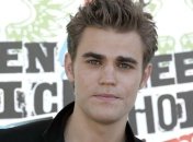 Стефан из сериала "Дневники Вампира" развелся с женой 