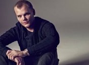 Названа причина смерти популярного Avicii