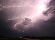 По всій Україні пройдуть дощі, температура повітря знизиться