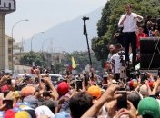 Лидер оппозиции Гуайдо сообщил о смерти двух демонстрантов в Венесуэле