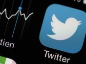 Акции "Твиттер" упали на 24%