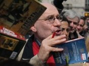 Акунин: Российское оппозиционное движение сделало шаг к демократии