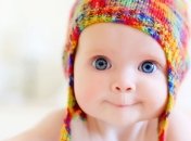 Загран для младенцев: В Украине уже 600 детей получили паспорта для выезда 