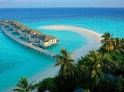 Арахамию заметили на Мальдивах: сколько стоит отдых в отеле, где остановился нардеп (фото)