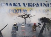 Баррикады на Майдане расчищают более 100 единиц техники 