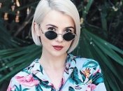 Мика Ньютон показала в Instagram, как отгуляла девичник в Диснейленде