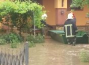Водная стихия: на Буковине наводнение частично разрушило еще одну дамбу