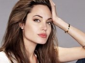 Похорошевшая Анджелина Джоли успокоила фанатов