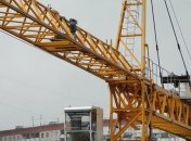 В Умани упал строительный кран: погибла женщина