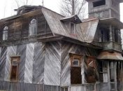 Дачу Маяковского хотят продать с молотка