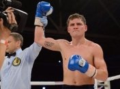 Денис Беринчик одержал яркую третью победу на профи-ринге (Видео)