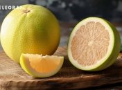 Помело можна дуже швидео та просто очистити (зображення створено за допомогою ШІ)