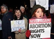 Легализацию абортов в Ирландии вынесут на референдум