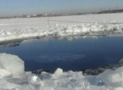 В озере Чебаркуль обнаружены огромные воронки