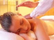 Ученые рассказали о пользе и вреде массажа