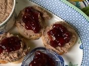 Паштет з печінки кролика - простий рецепт