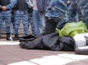 В Севастополе оппозиции не дают ставить палатки