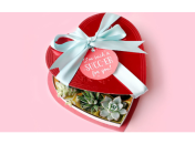 20 идей, что подарить маме на День Валентина 2021