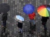 Дожди и грозы никак не покинут Украину  