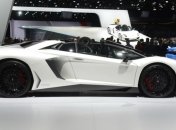 Великолепный Lamborghini Aventador SV Roadster