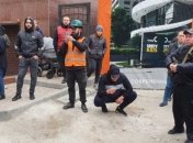 В Одесі “тітушки” жорстоко побили протестуючих проти забудови