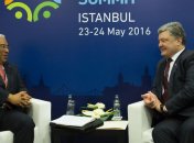 Порошенко призвал Португалию поддержать введение полицейской миссии ОБСЕ