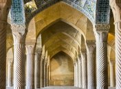 Ослабление карантина: в Иране откроют мечети в 132 округах