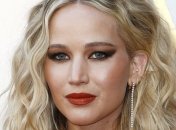 Дженнифер Лоуренс рассказала, что нужно быть более открытыми с поклонниками