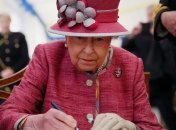 СМИ: королевский дворец "похудеет" на 250 сотрудников