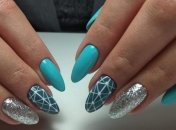 Маникюр 2020: стильные идеи дизайна в голубом цвете (Фото)