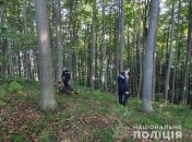 Поліція прочісує ліс у пошуках дітей