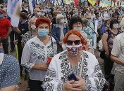 Коронавирус в Украине: третий день выявили более 800 новых случаев COVID-19