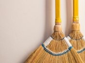 Хранение веника в доме