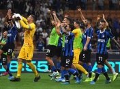 Блестящий гол Сенси принес Интеру третью к ряду победу в Серии А (Видео)