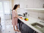 Засор в раковине больше не помешает готовить вкусный салат