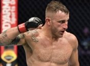 Волкановски второй раз победил Холлоуэя (Видео боя)