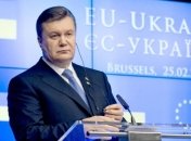 Янукович похвастался стабильным курсом гривны