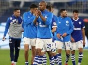 Шальке с Коноплянкой уступил Фрайбургу, проиграв пятый матч подряд