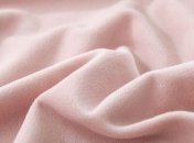 Светится и не боится воды: ученые создали уникальную ткань 